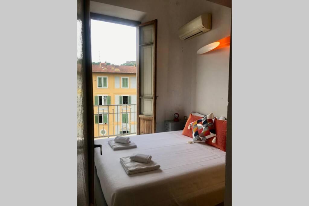 Sunny Top Floor In San Frediano Firenze Eksteriør billede